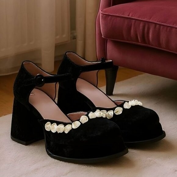 Sugar Thrillz Rose Platform Mary Janes – Black Velvet w/ Appliqué Roses Chunky 9 - Picture 3 of 6